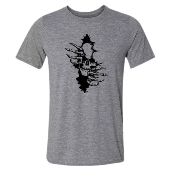 Camiseta Cinza Caveira rasgando a camisa