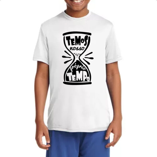 Camiseta Infanto Juvenil Temos nosso proprio tempo - Imagem 4