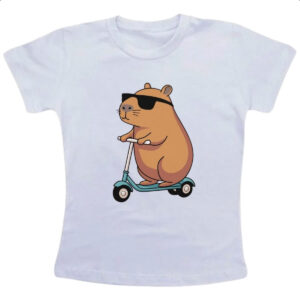 Camiseta Infanto Juvenil Capivara no patinete