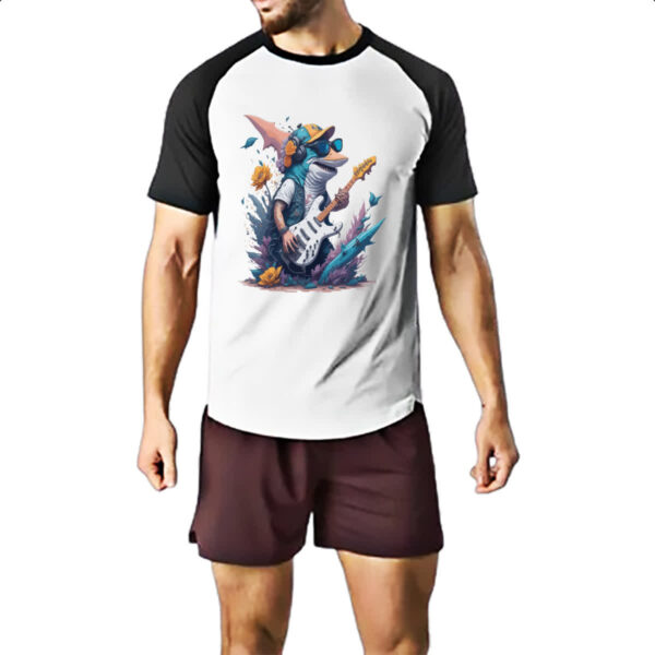 Camiseta Raglan Tubarao guitarrista - Imagem 2