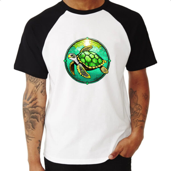 Camiseta Raglan Vitral tartaruga - Imagem 3