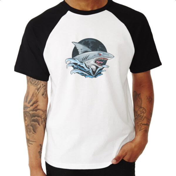 Camiseta Raglan Tubarao de Malibu - Imagem 3