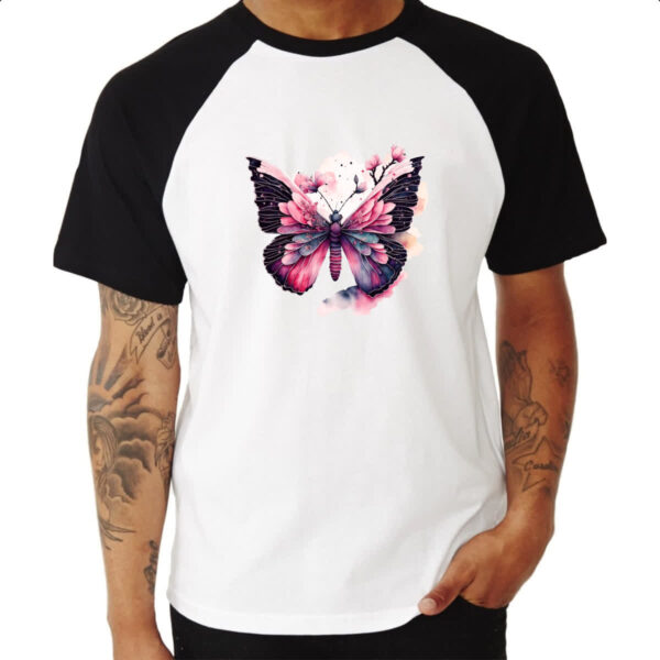 Camiseta Raglan Borboleta com flores rosas - Imagem 3