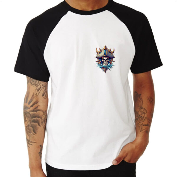 Camiseta Raglan Brasao pirata 03 - Imagem 3