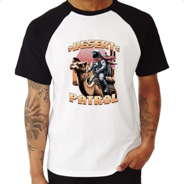 Camiseta Raglan Astronauta Desert Patrol - Imagem 3