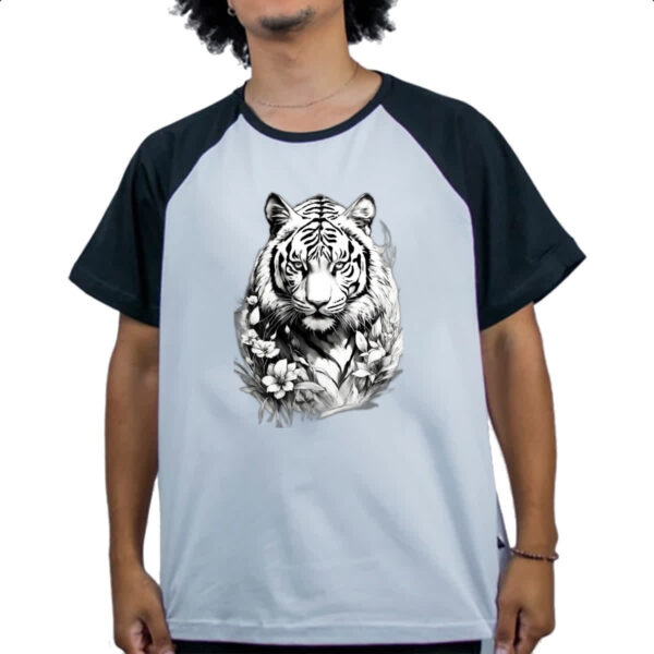 Camiseta Raglan Tigre albino - Imagem 4