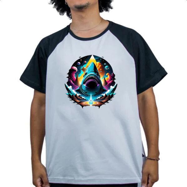 Camiseta Raglan Tubarao nebulosa - Imagem 4