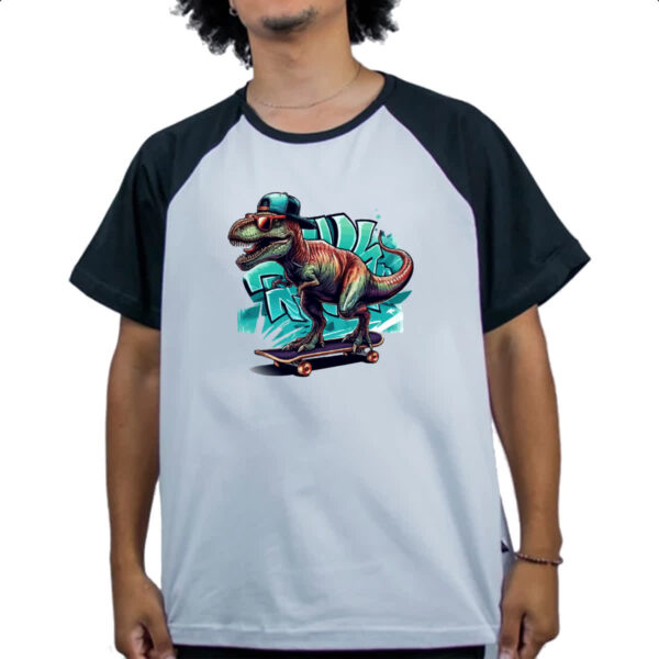 Camiseta Raglan T-Rex Skatista - Imagem 4