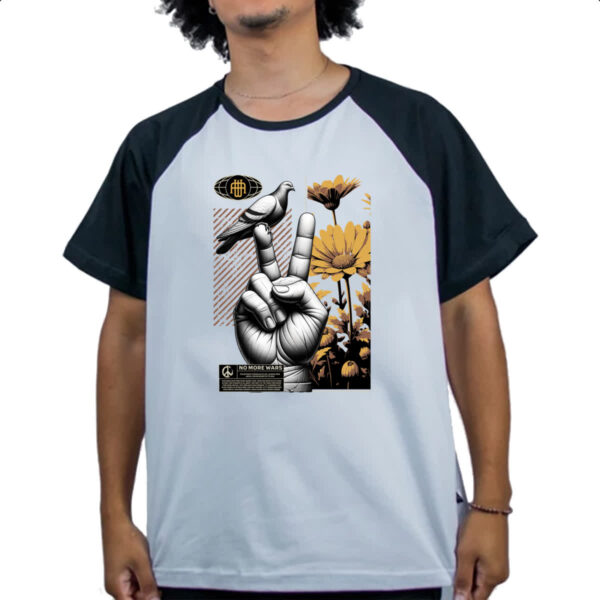 Camiseta Raglan No more wars peace and bird - Imagem 4
