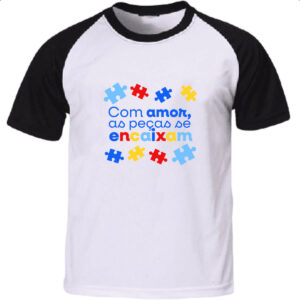 Camiseta Raglan Autismo com amor se encaixa