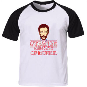Camiseta Raglan Strange sense of Humor