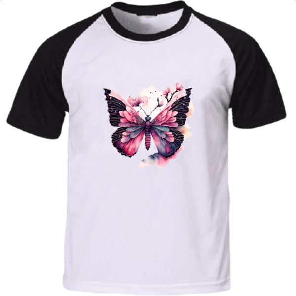 Camiseta Raglan Borboleta com flores rosas