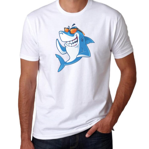 Camiseta Unissex Tubarao verao oculos de sol - Imagem 3
