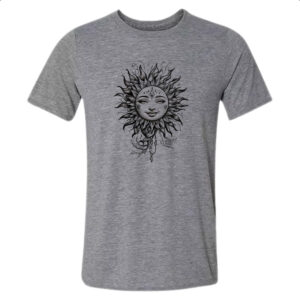 Camiseta Cinza Sol blackwork tatoo style