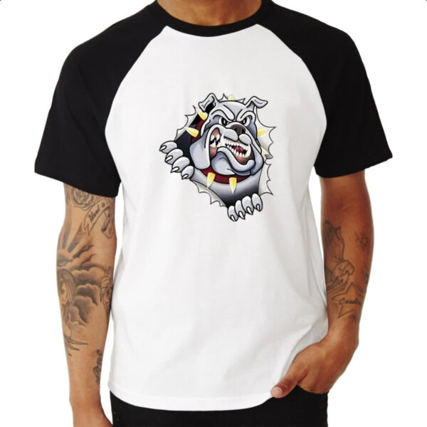 Camiseta Raglan Bulldog rasgando a camisa - Imagem 3