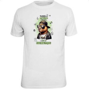 Camiseta Unissex Capivara observando