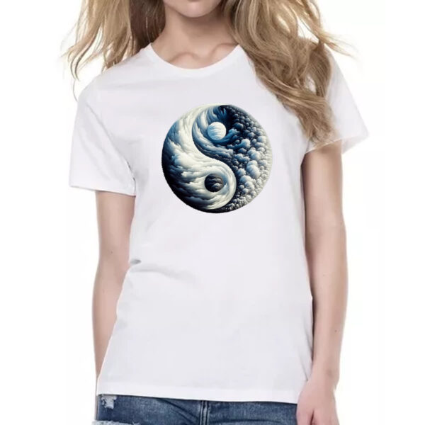 Camiseta Baby Look Yin Yang Nuvens - Imagem 2