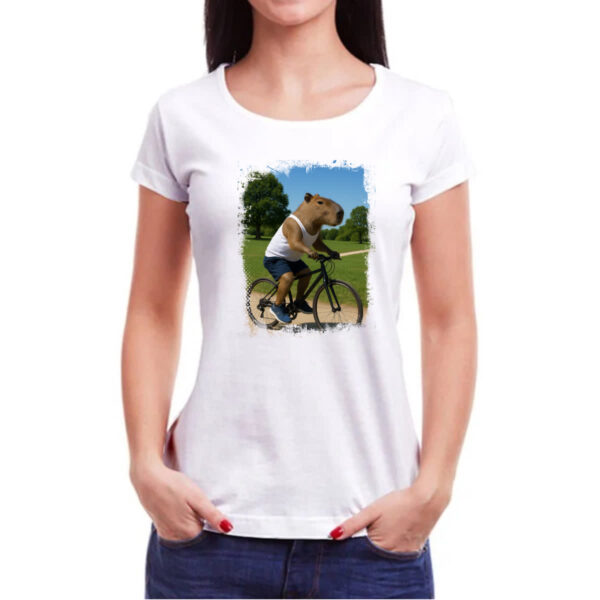 Camiseta Baby Look Capivara de bicicleta - Imagem 3