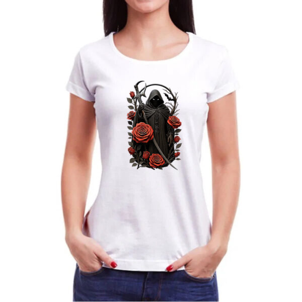 Camiseta Baby Look Morte entre rosas - Imagem 3
