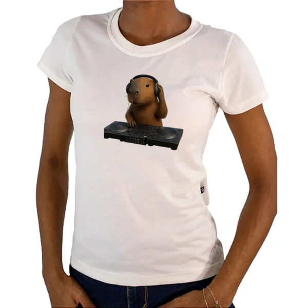 Camiseta Baby Look Capivara DJ - Imagem 4