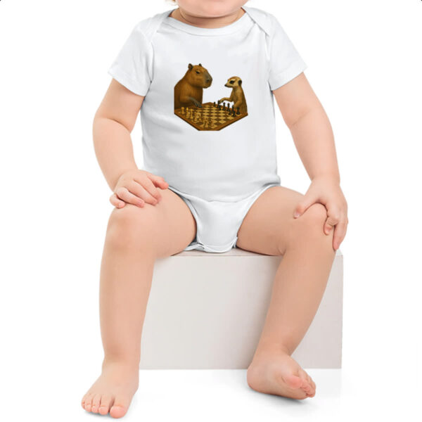 Body infantil Xadrez Capivara vs Suricato - Imagem 2