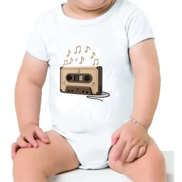 Body infantil Retro Fita K7 notas musicais - Imagem 4