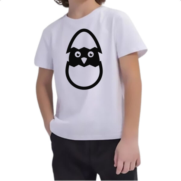 Camiseta Infanto Juvenil Pintinho nascendo linear arte - Imagem 2
