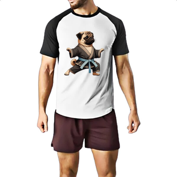 Camiseta Raglan Pug Karate - Imagem 2