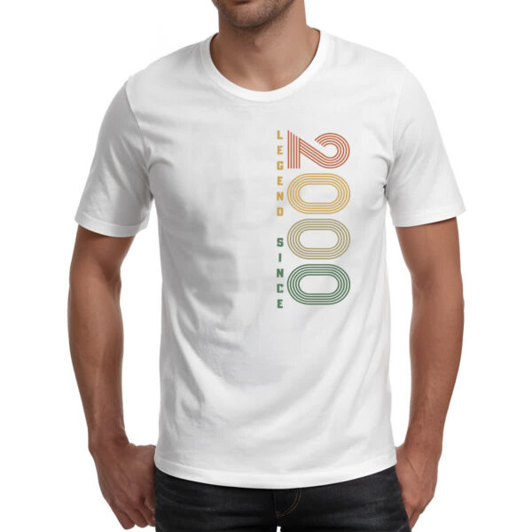 Camiseta Unissex Legend Since 2000 - Imagem 2