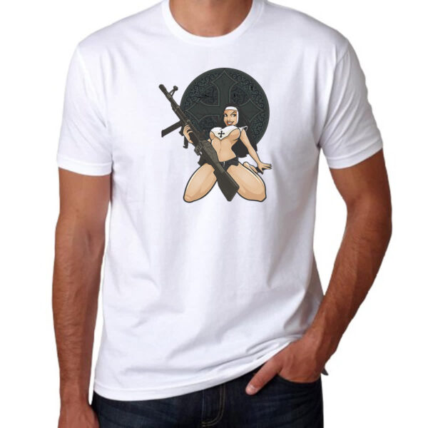 Camiseta Unissex Freira Guerrilheira - Imagem 3