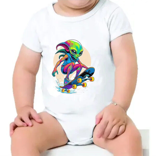 Body infantil ET andando de skate - Imagem 4