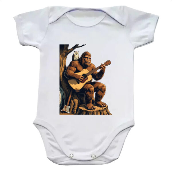 Body infantil Pe grande tocando violao