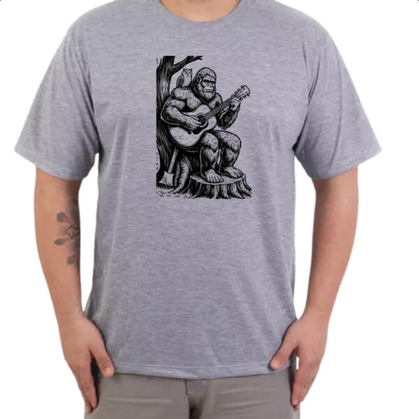 Camiseta Cinza Pe grande tocando violao - Imagem 3