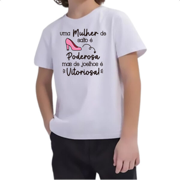 Camiseta Infanto Juvenil Mulher Salto Poderosa Joelhos Vitoriosa - Imagem 2