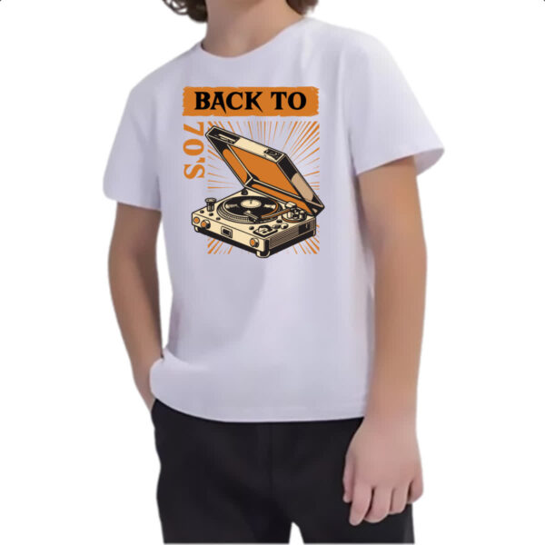 Camiseta Infanto Juvenil Back to anos 70 vitrola - Imagem 2
