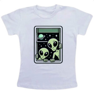 Camiseta Infanto Juvenil Aliens na janela