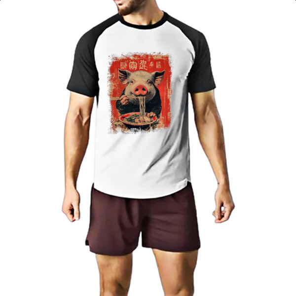 Camiseta Raglan Porco comendo Lamen - Imagem 2