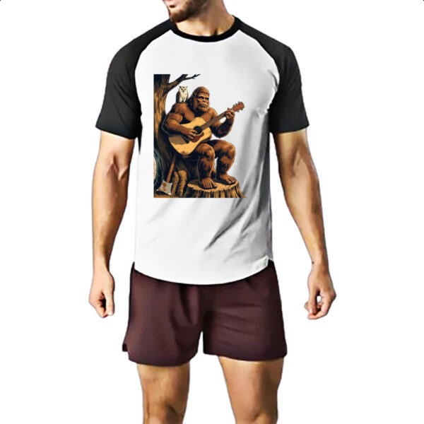 Camiseta Raglan Pe grande tocando violao - Imagem 2