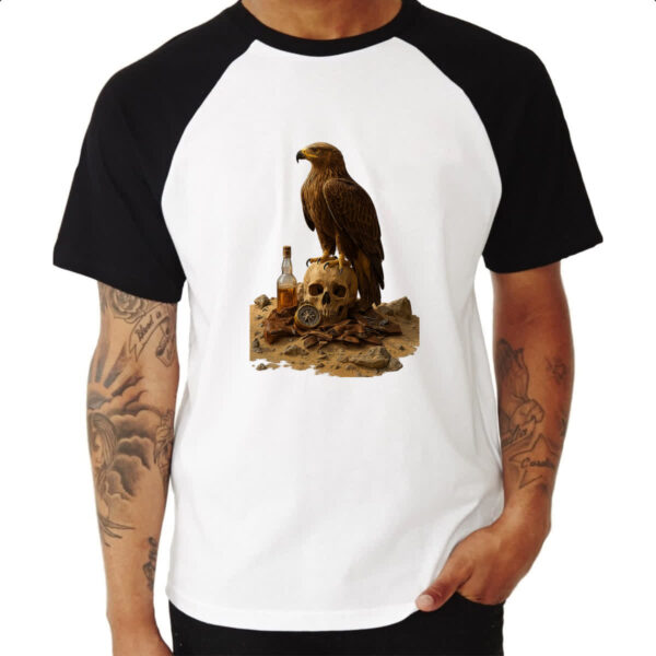 Camiseta Raglan Aguia e a morte do deserto - Imagem 3