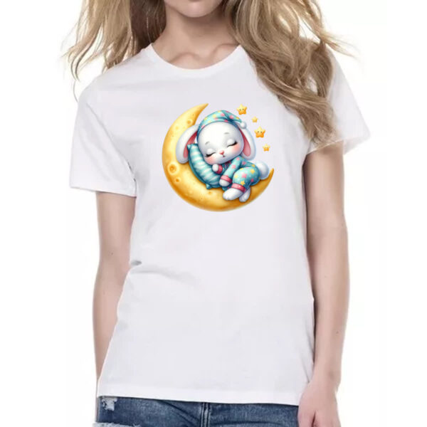 Camiseta Baby Look Cute Coelho dormindo na Lua - Imagem 2