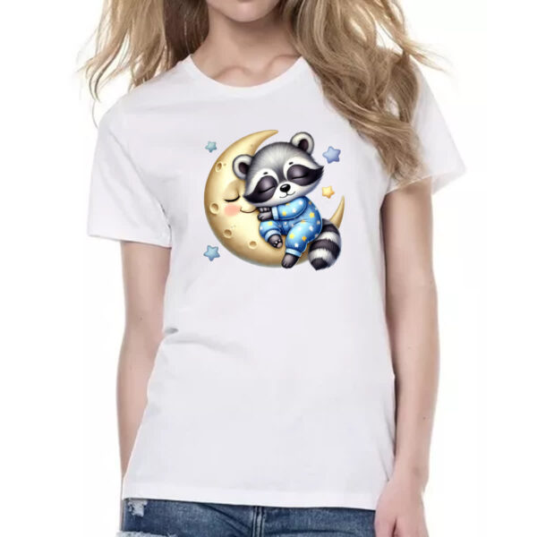 Camiseta Baby Look Cute Guaximim dormindo na Lua - Imagem 2