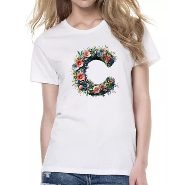 Camiseta Baby Look Alfabeto Floral Letra C - Imagem 2