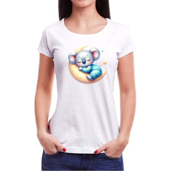 Camiseta Baby Look Cute Koala dormindo na Lua - Imagem 3