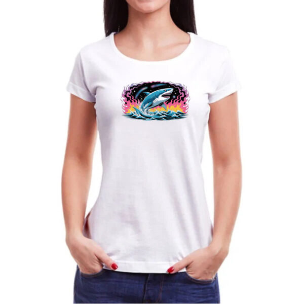 Camiseta Baby Look Megalodon Psicodelico Arte - Imagem 3