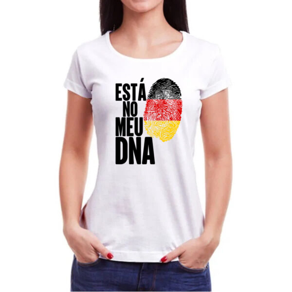 Camiseta Baby Look Esta no meu DNA Alemanha - Imagem 3