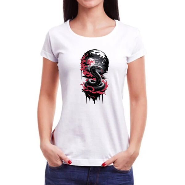 Camiseta Baby Look Mamba Negra Red Moon - Imagem 3