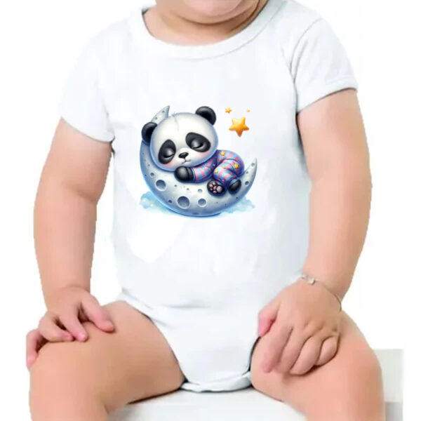 Body infantil Cute Panda dormindo na Lua - Imagem 4