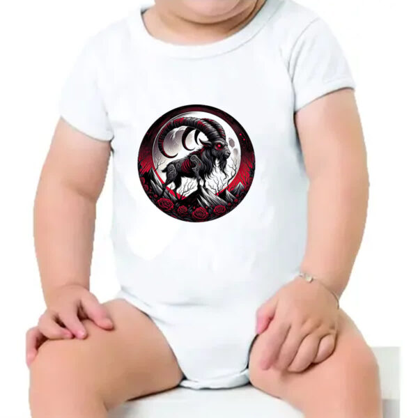 Body infantil Signo Gotico de Capricornio - Imagem 4