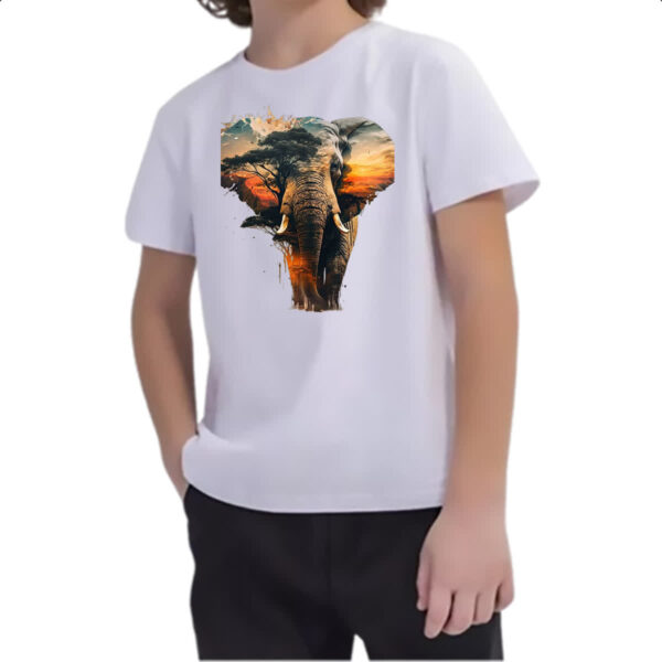 Camiseta Infanto Juvenil Elefante africano paisagem corporal - Imagem 2