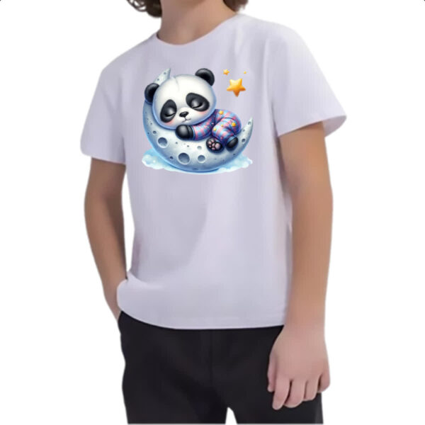 Camiseta Infanto Juvenil Cute Panda dormindo na Lua - Imagem 2